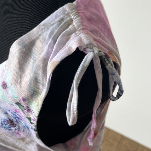 Concepts Crystal Embellished Floral Shirt - Picture 7 of 13